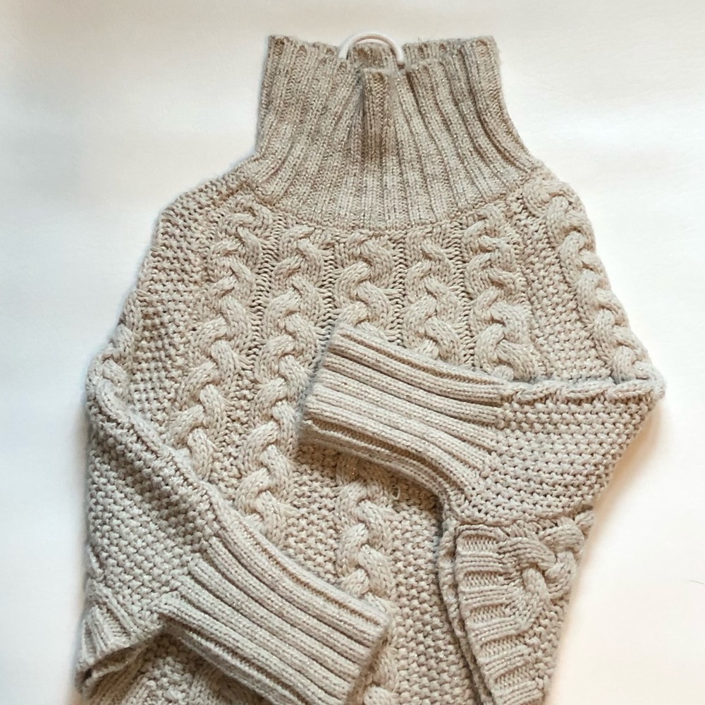 OshKosh B’Gosh 4T cable knit sweater/cape